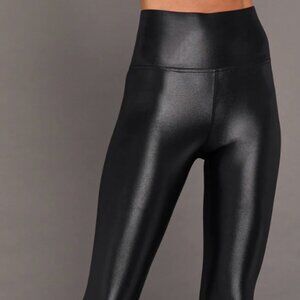 CARBON38 Legging in Takara Shine